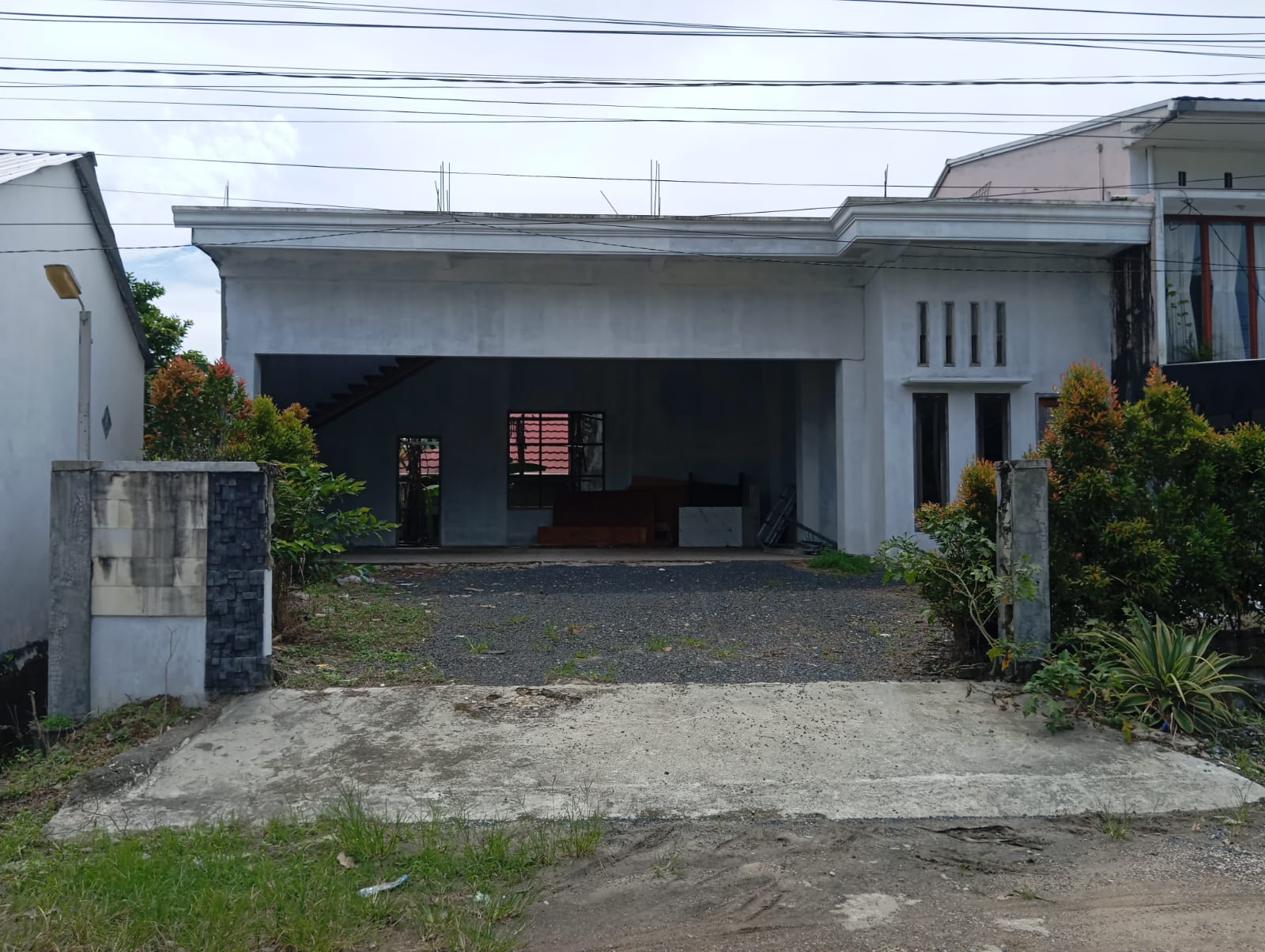 Rumah di Jl. Peramuan Landasan Ulin
